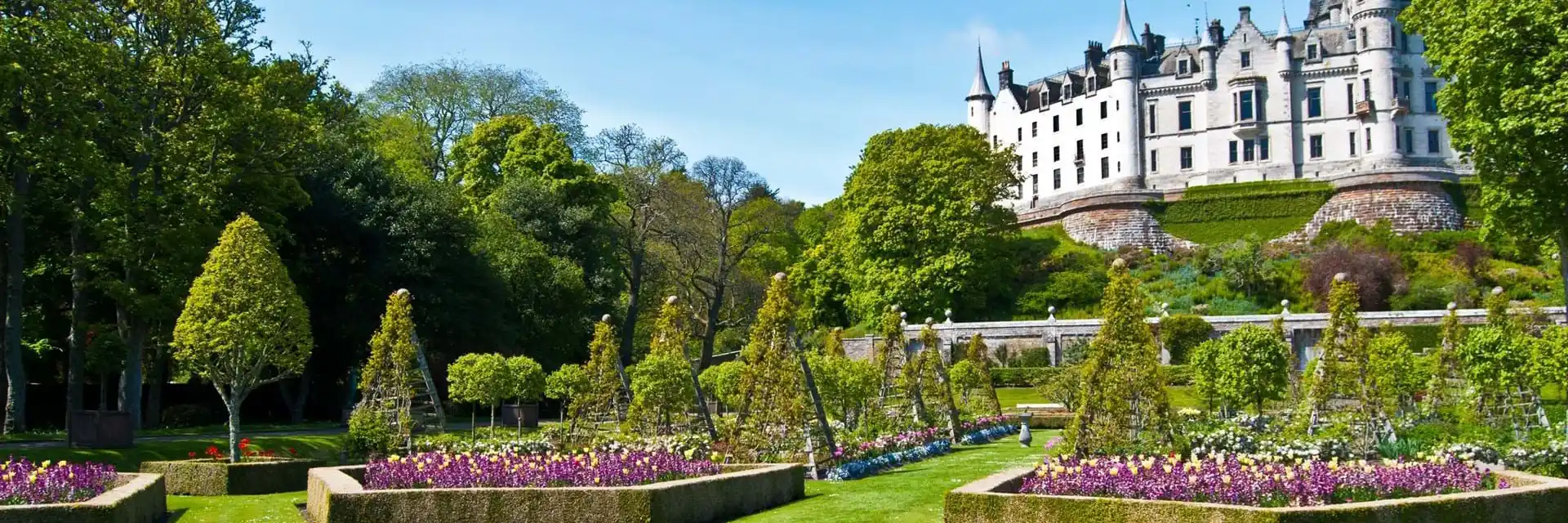 A Grand Tour of the Gardens of Scotland